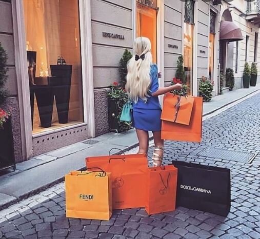 Zurich, Switzerland, 20 000 euro monthly, private apartment.